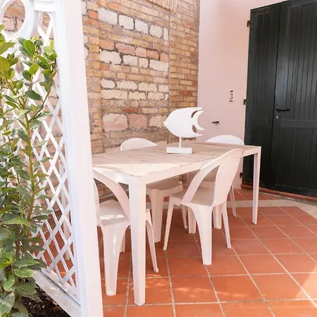 Lido Azzurro Aparthotel *