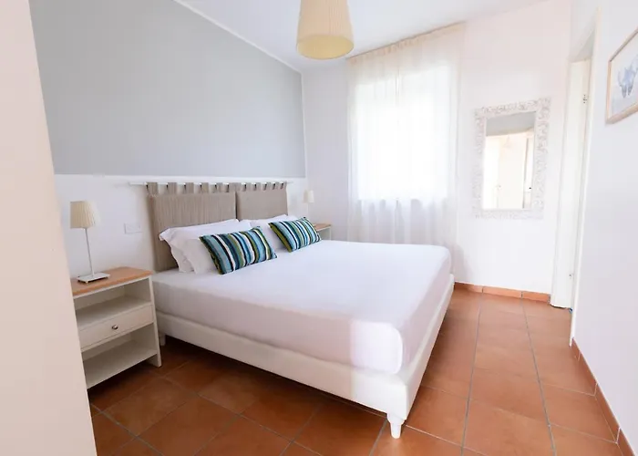 Lido Azzurro Aparthotel 4*